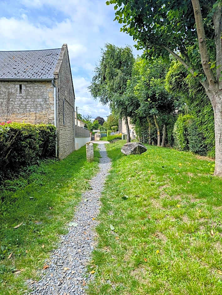 Heritage stone house BnB with Gourmet Breakfast - Chambres d'hôtes de charme entre Bayeux et les plages du débarquement
