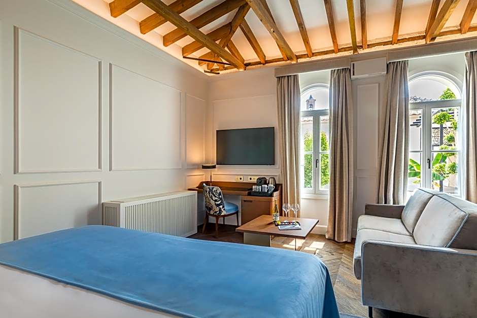 Palacio Gran Vía, a Royal Hideaway Hotel