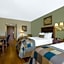 Wingate Tuscaloosa by Wyndham