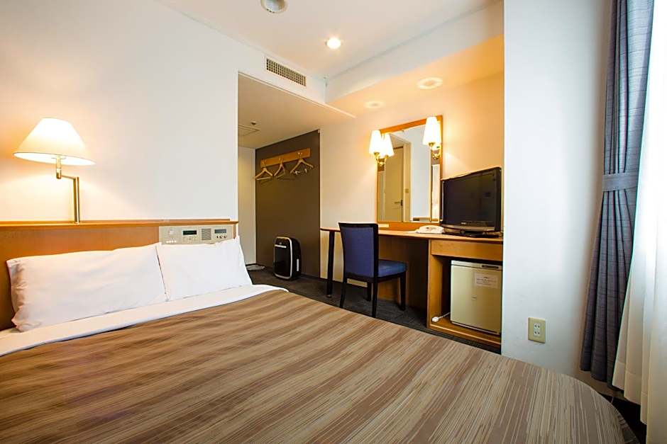 Photo 1 of 15 of 1 Double Bed, Smoking
