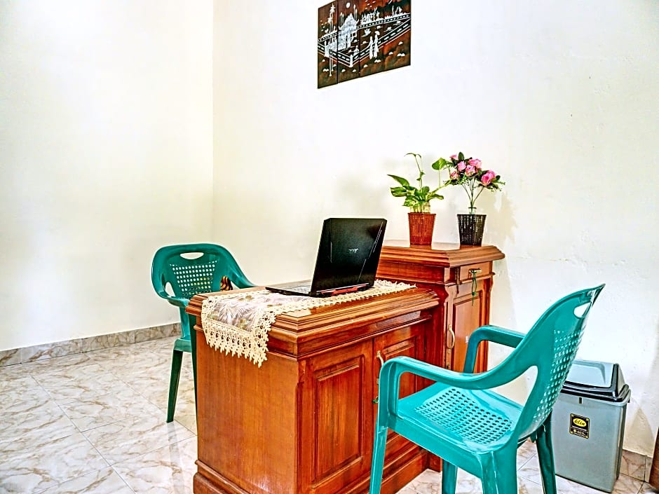 SPOT ON 92392 Penginapan Vinccent22 Syariah