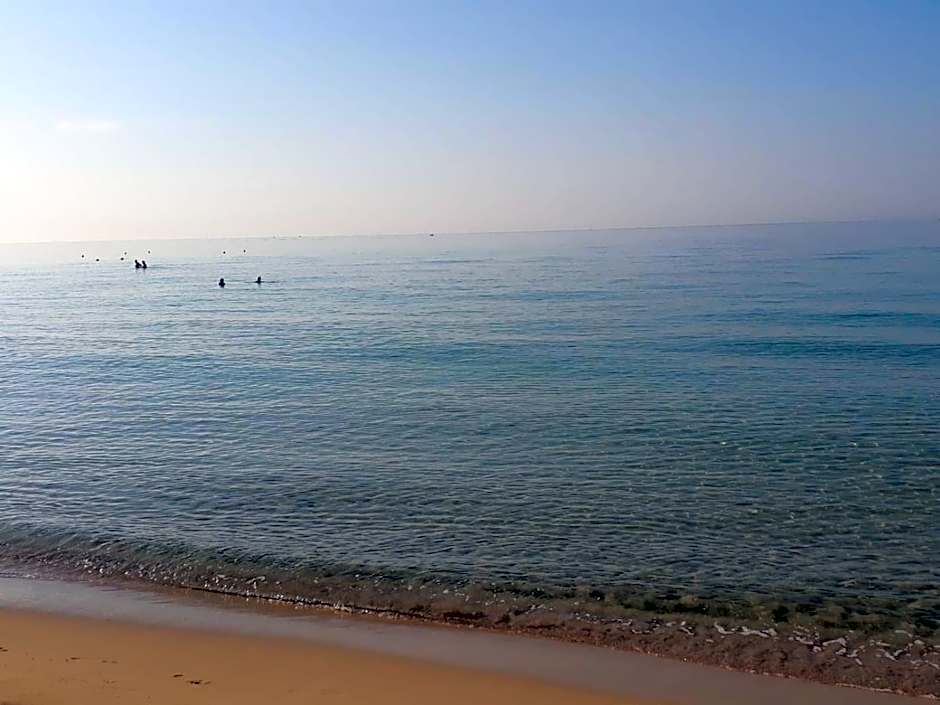 Morello Beach Hotel