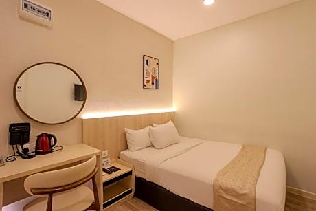 Superior Room No Window