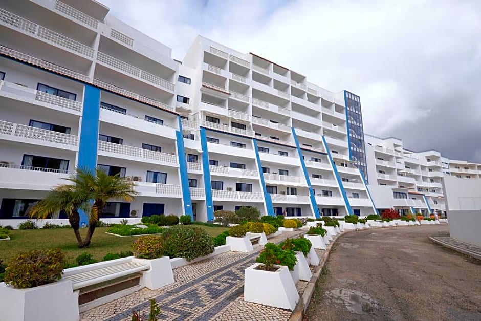 Grand Muthu Oura View Beach Club