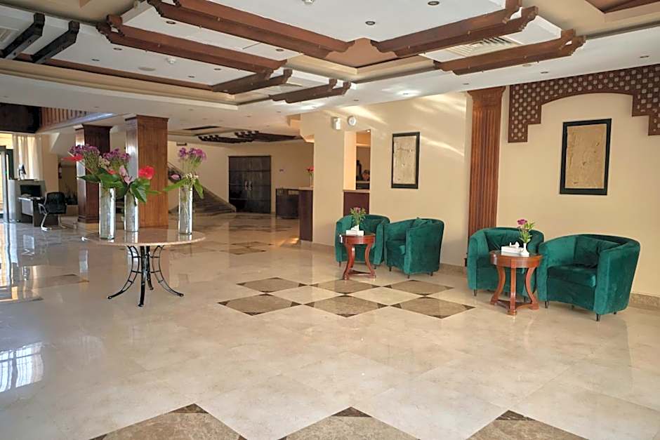 Swiss Inn Plaza Hotel