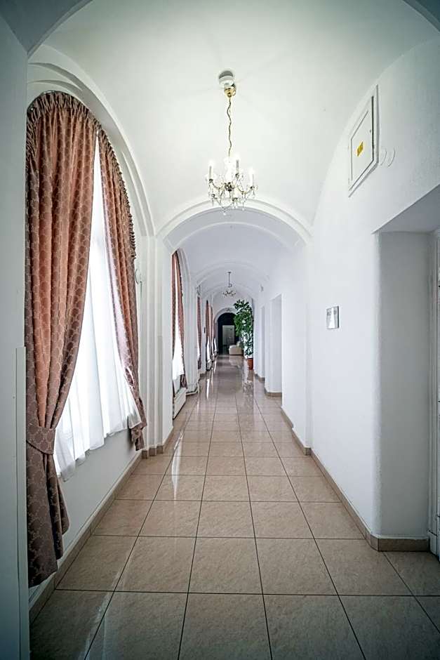 Tisza Hotel