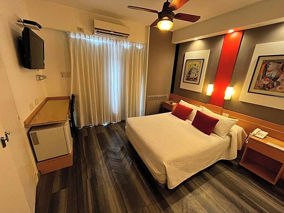 Sarmiento Palace Hotel