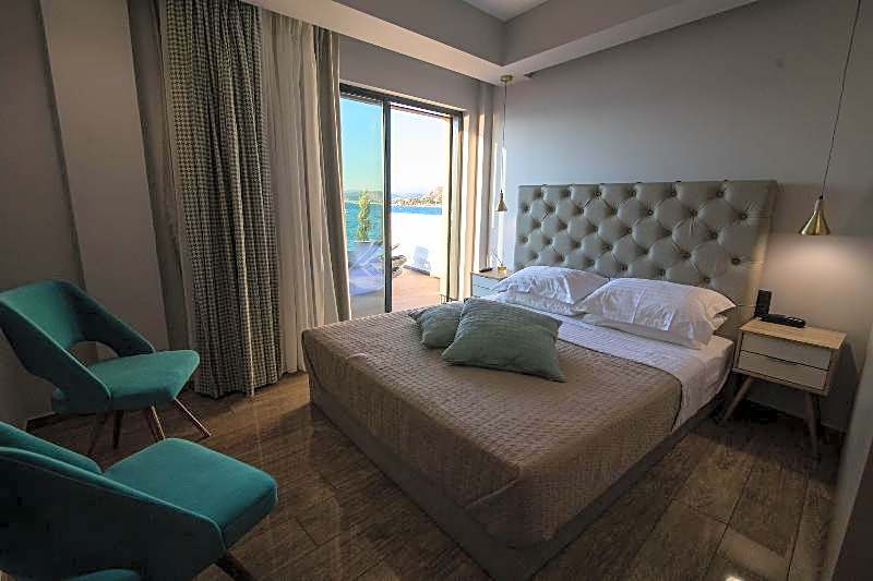 Aianteion Bay Luxury Hotel & Suites