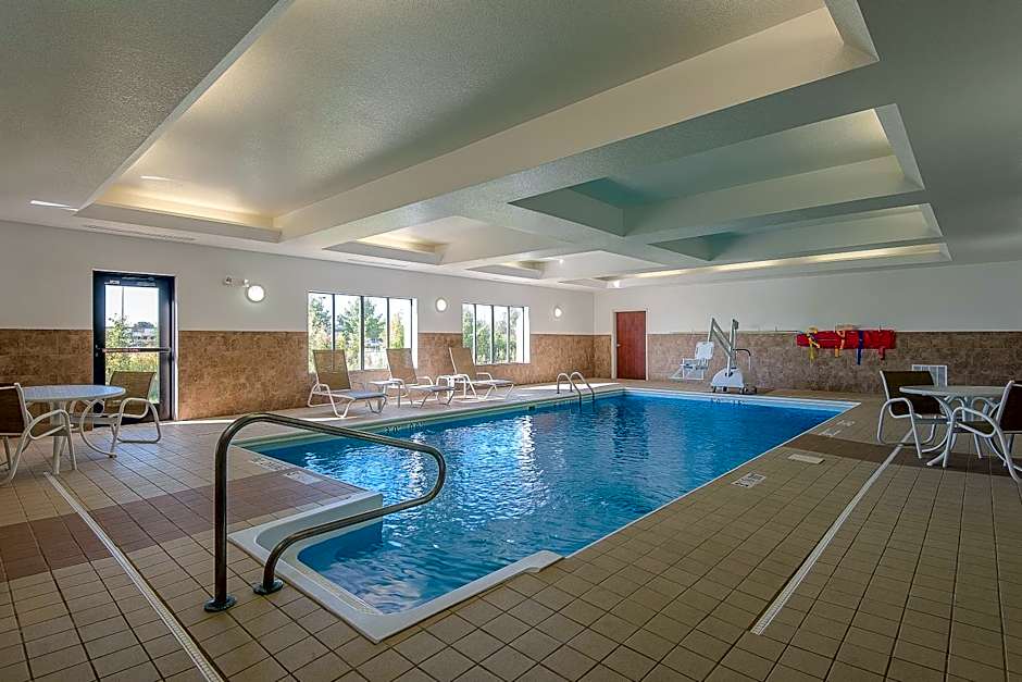 Holiday Inn Express and Suites Lafayette East By IHG