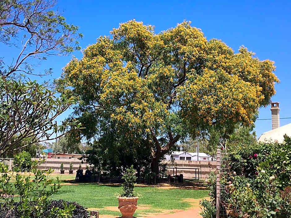 Club Boutique Hotel Cunnamulla