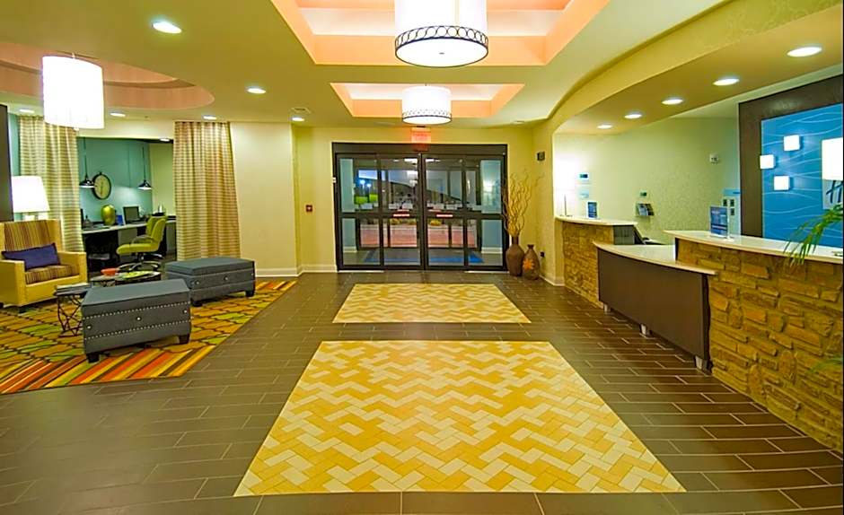 Holiday Inn Express Fulton By IHG