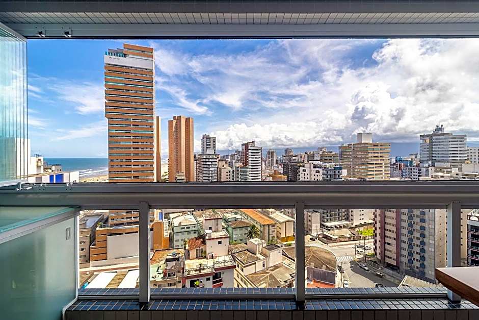 Apartamentos a Beira Mar, Aconchegantes e Modernos, a 3 Minutos da Praia com Ar Condicionado, Sacada Gourmet, Garagem e Portaria 24h