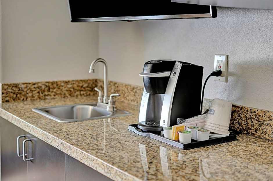 Holiday Inn Express Hotel & Suites Beatrice By IHG