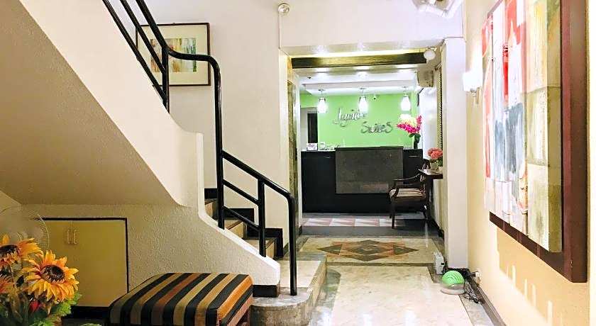 Jupiter Suites