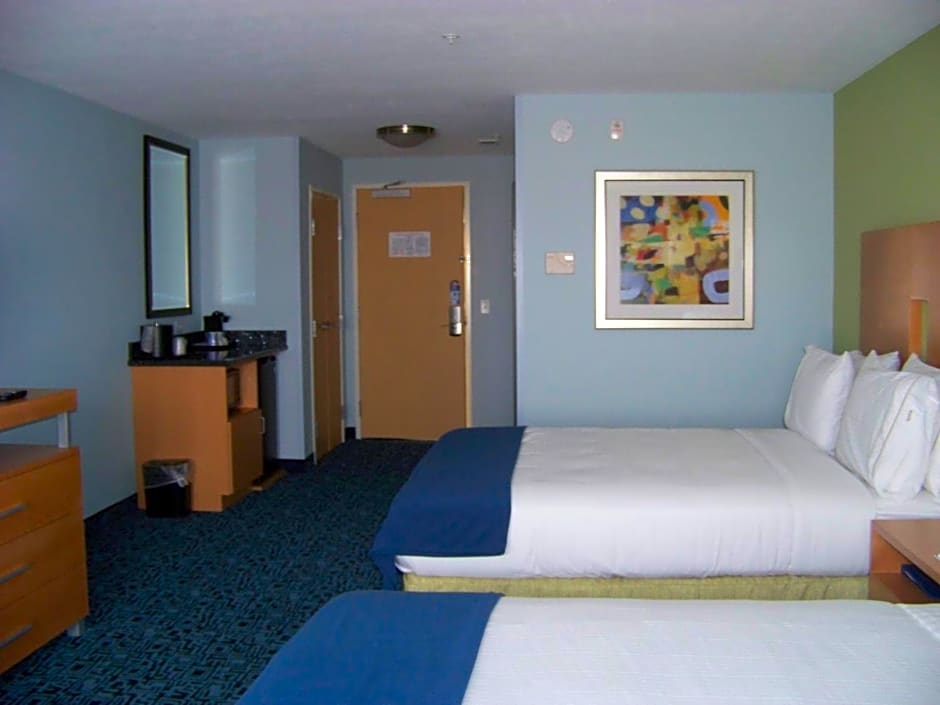 Holiday Inn Express Hotel & Suites Rock Springs Green River