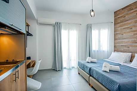 Luxury One-Bedroom Apartment with Garden View