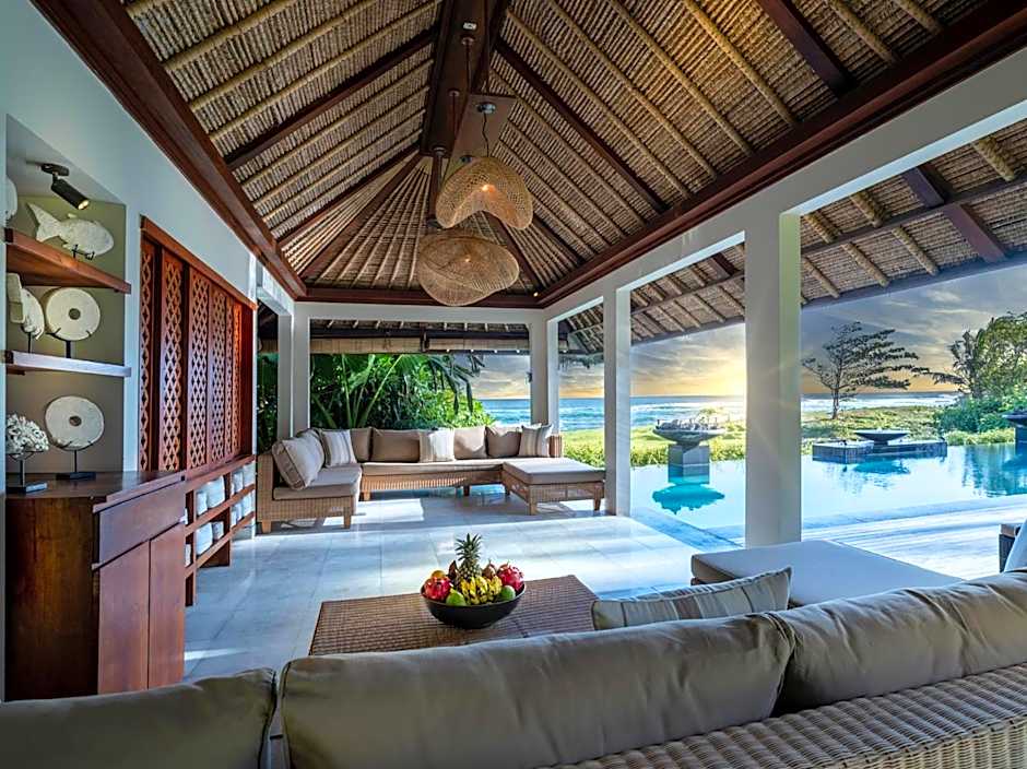 Seseh Beach Villas