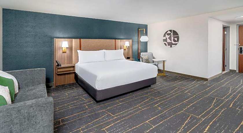 Holiday Inn Frisco By IHG