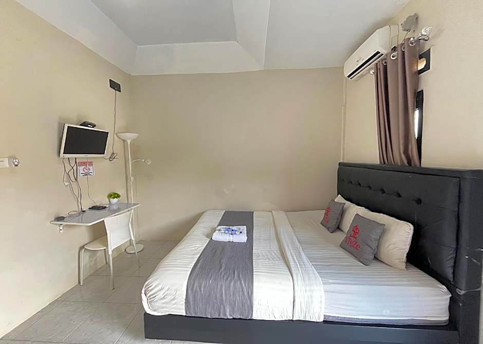 Steze Guesthouse Syariah Telanaipura