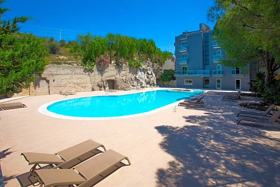 Aegean Apartments - CESME