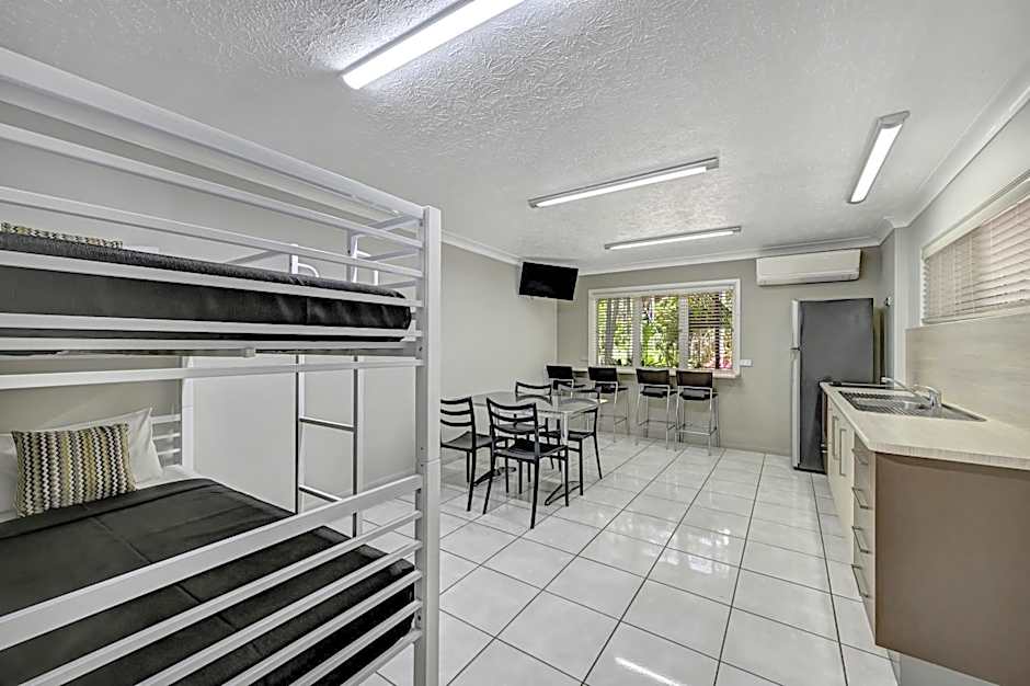 City Oasis Inn Townsville, SureStay Collection by BW
