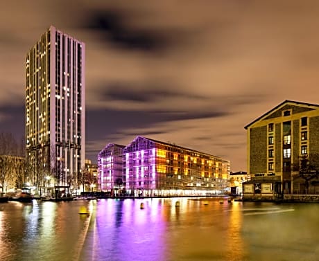Holiday Inn Express Paris-Canal De La Villette By IHG