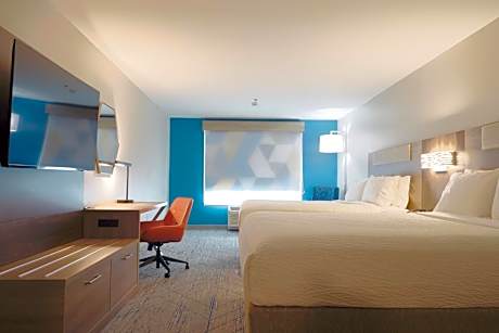 Standard Queen Room with Two Queen Beds