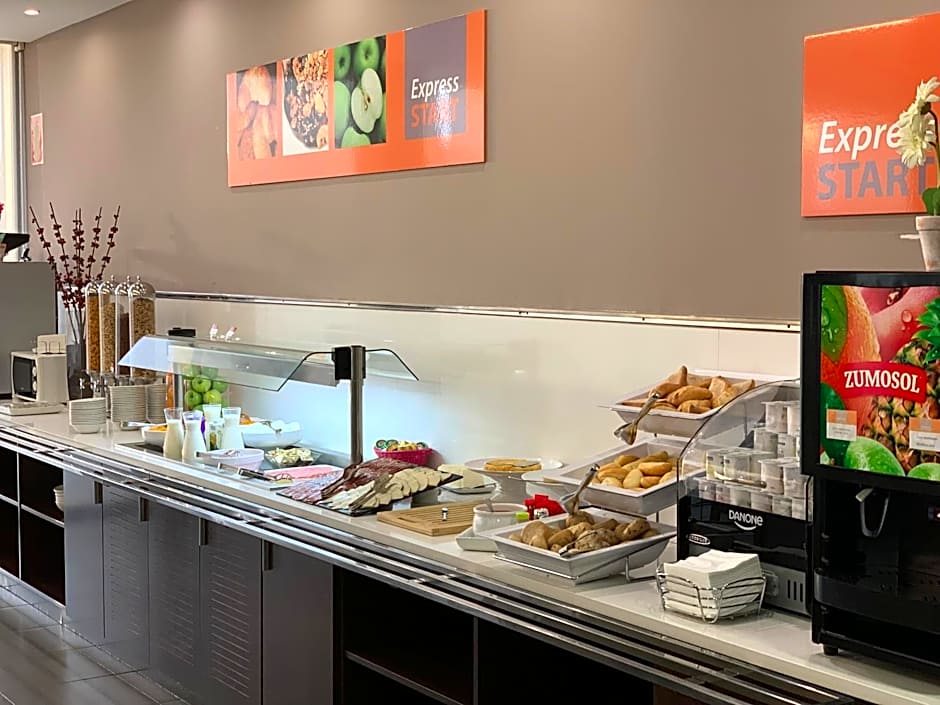 Holiday Inn Express Vitoria By IHG