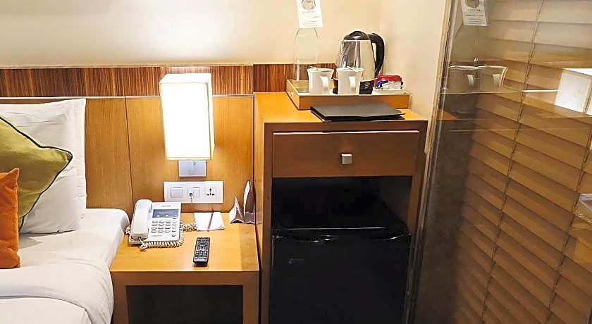 Shervani Hotel Nehru Place