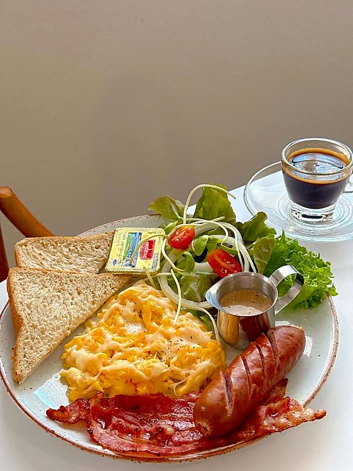 Rhienchai Place Hotel