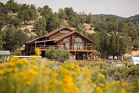 Boulder Mountain Guest Ranch