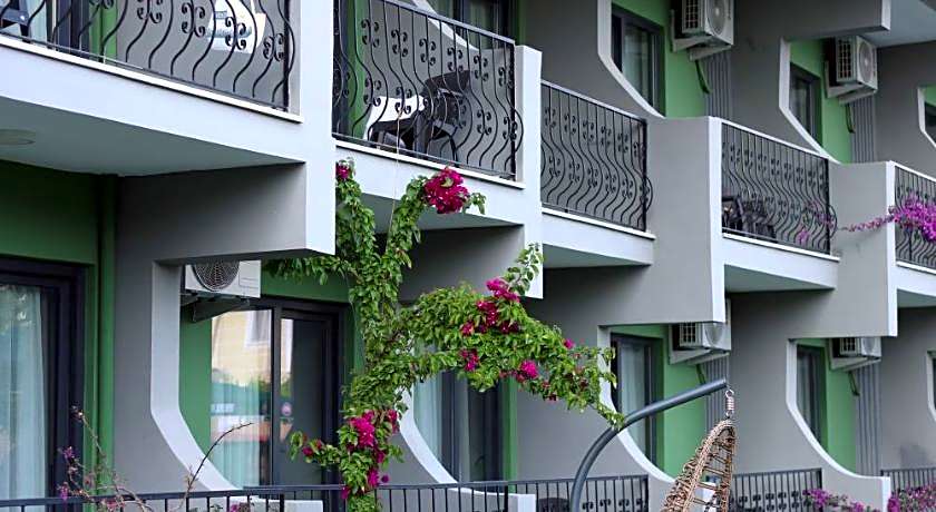Smyrna Hotel