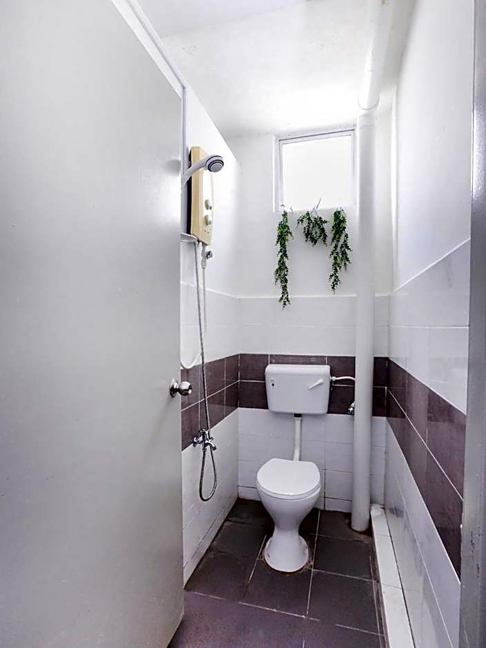 SPOT ON 90181 Cz Classic Hotel