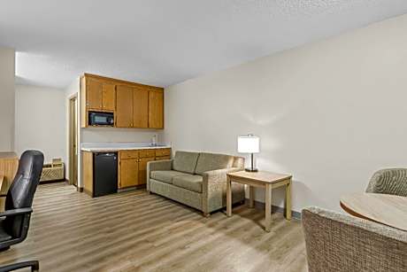 2 Double Beds Studio Suite Non-Smoking