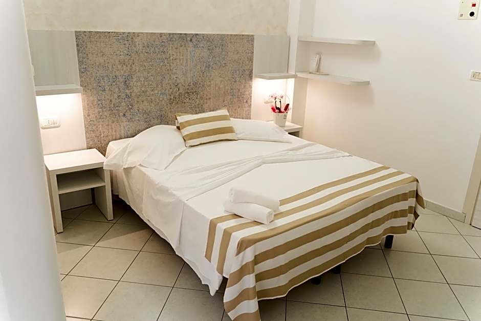 Strand Hotel