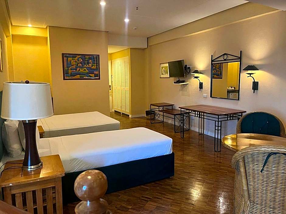 Coco Grande Hotel