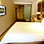 IU Hotel Xian Xijing Hospital Tonghua Gate Subway Station Branch