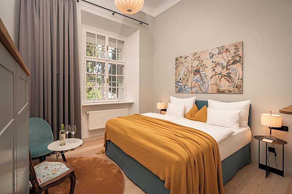 Boutique Hotel Zum Oberjäger, Schloss Lackenbach