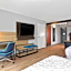 Tru by Hilton Lincoln East
