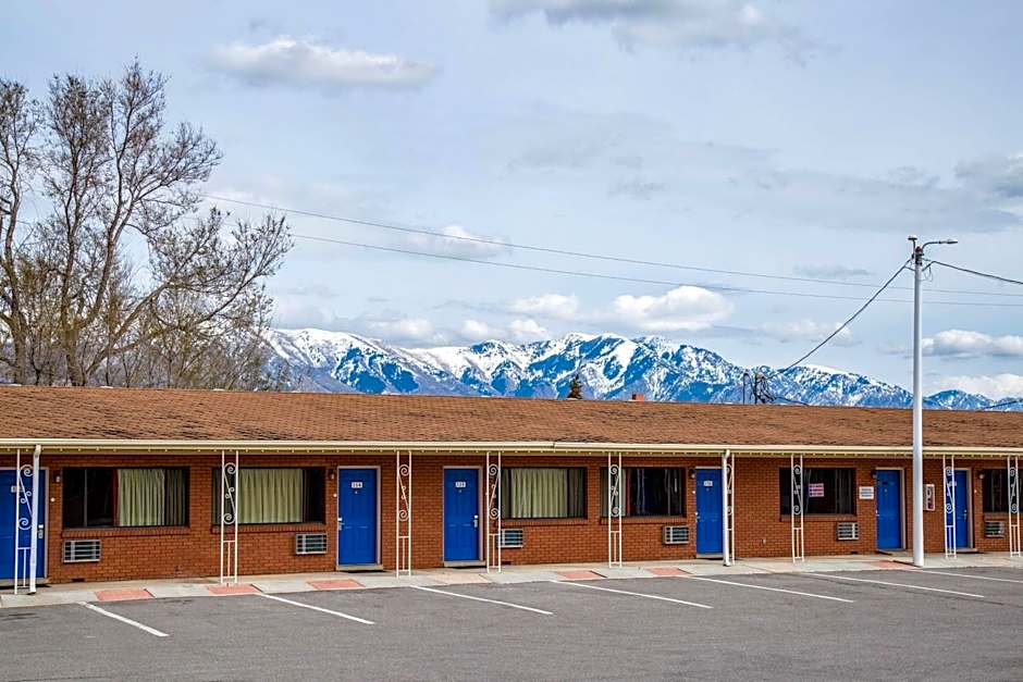 Motel 6-Tremonton, UT