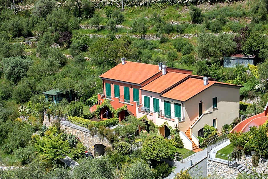 Baia Blu RTA Residence