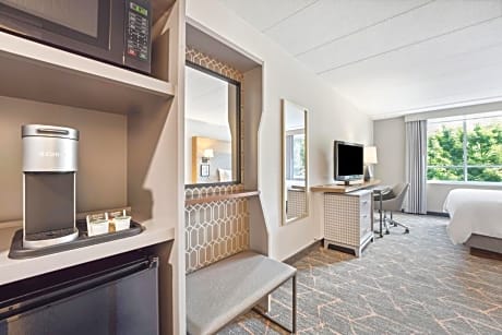 King Room - Hearing Accessible