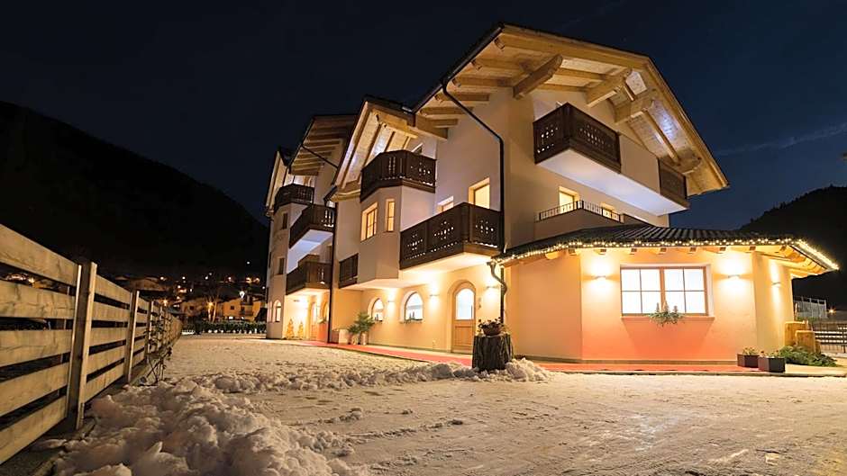 Hotel Garnì Paradisi - Wellness & Spa