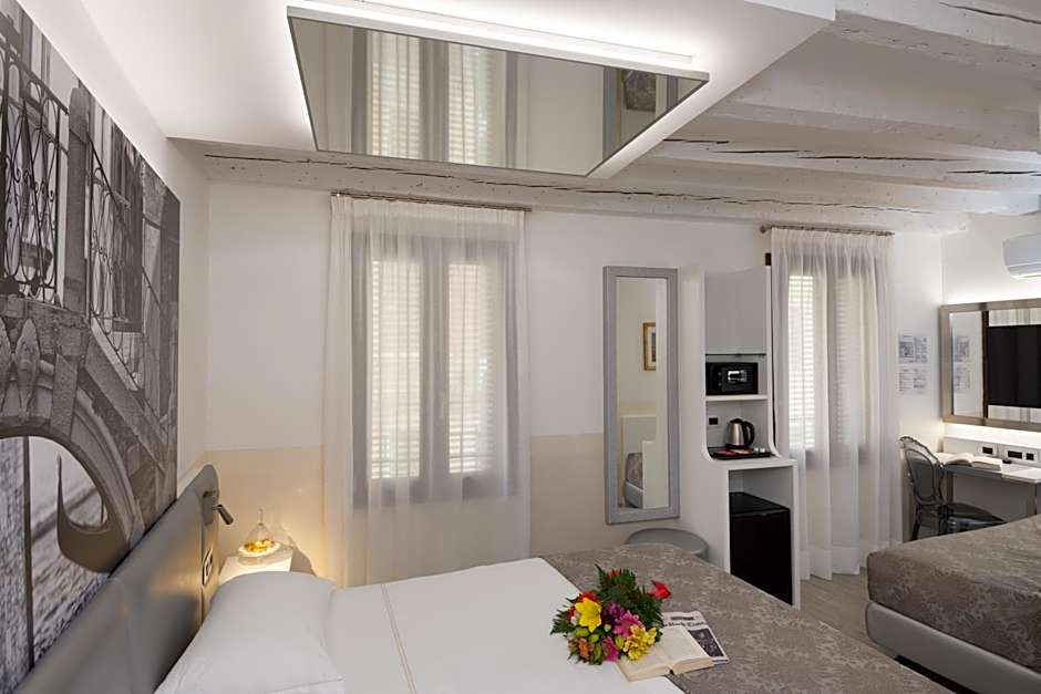 UNAHOTELS Ala Venezia-Adults 16