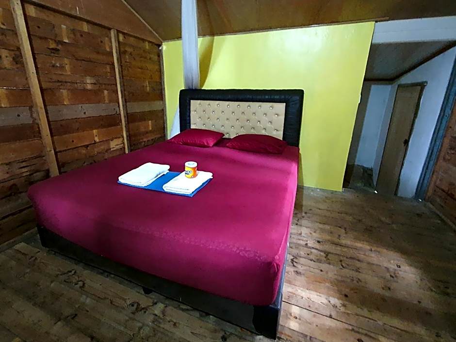 Santi Garden Bungalows