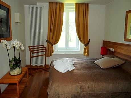 Three-Bedroom Suite - External Chalet