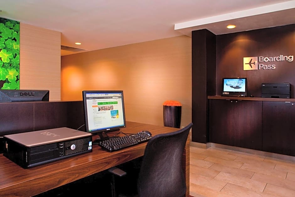 Courtyard by Marriott Baton Rouge Acadian Centre/LSU Area