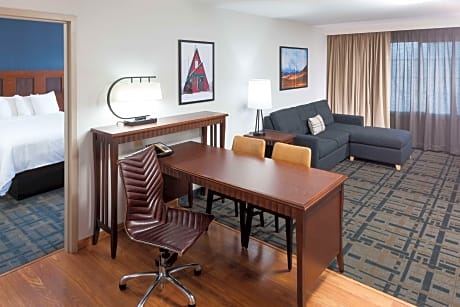 2 Bedroom/2 Bath Suite-1King/1King Bed-Nosmok