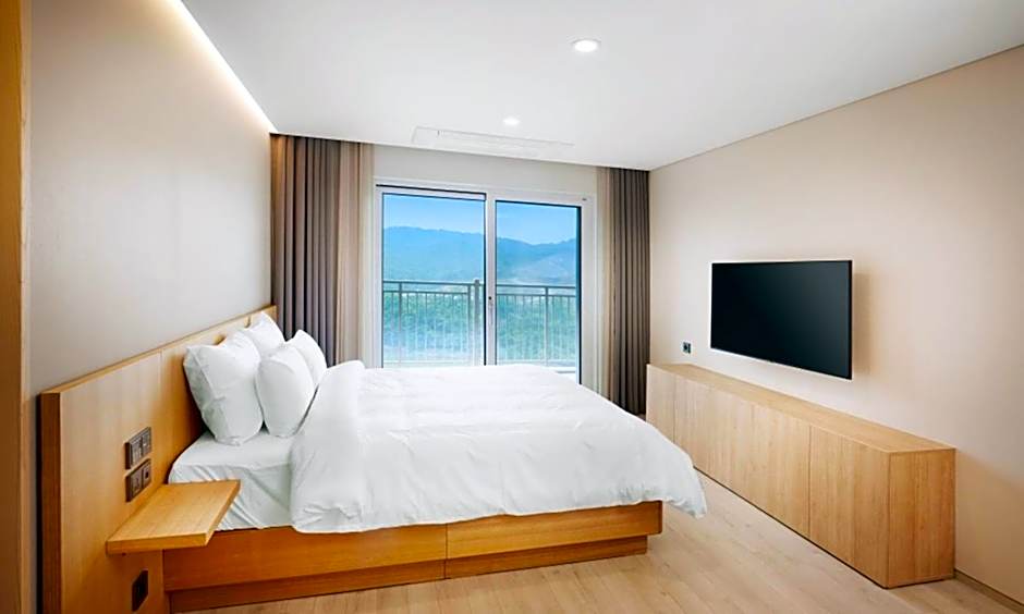 Photo 1 of 4 of Deluxe 1 Double Bed or 2 Beds