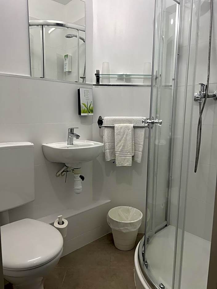 Contact Hôtel Marseille Aubagne